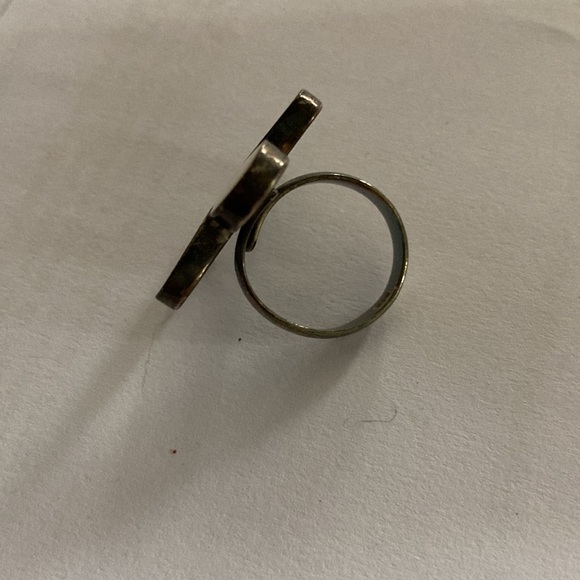 Adjustable flower ring - Picture 2 of 2